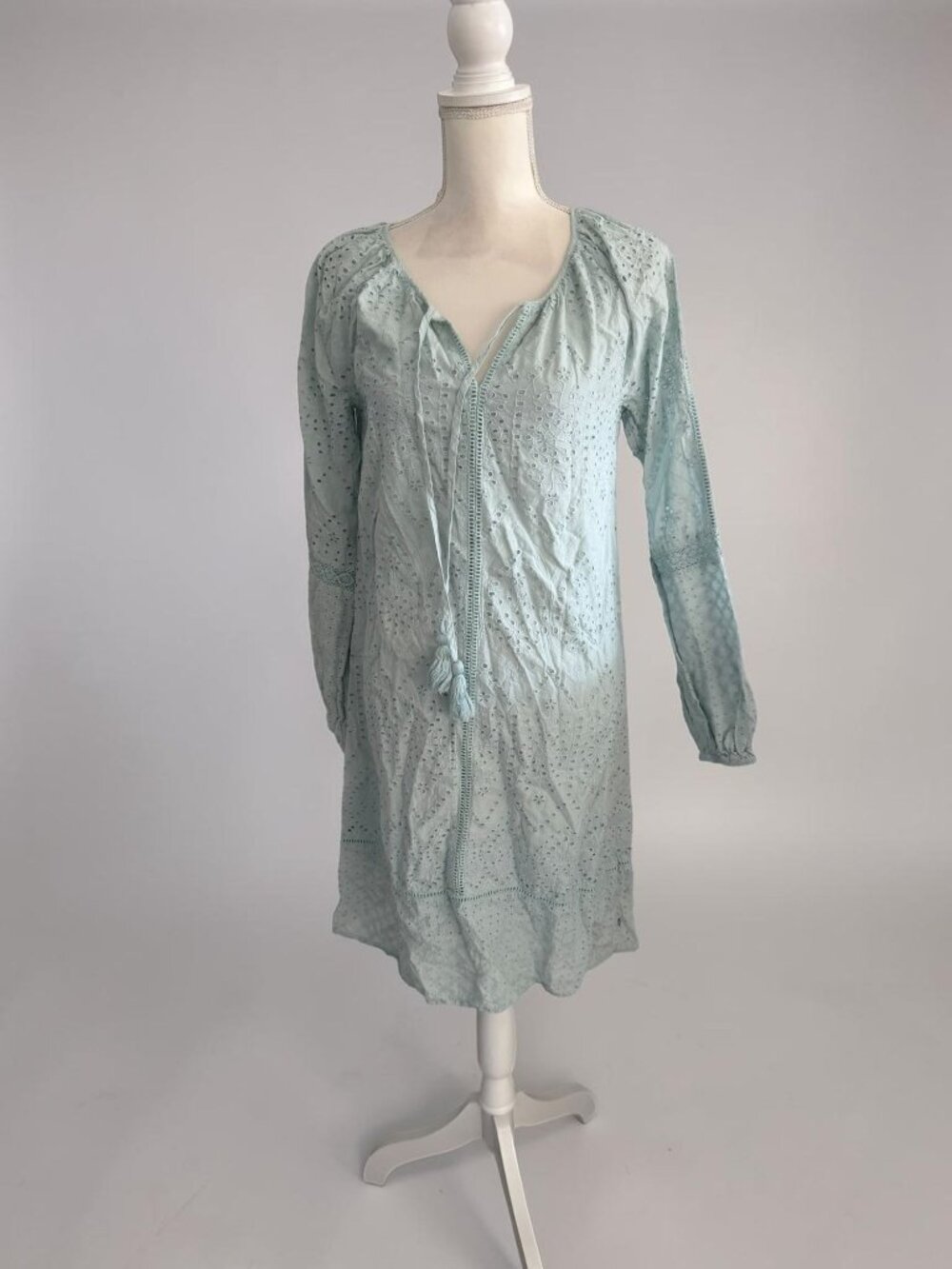 SUNDANCE Mint Eyelet Long Sleeve Dress Size Medium